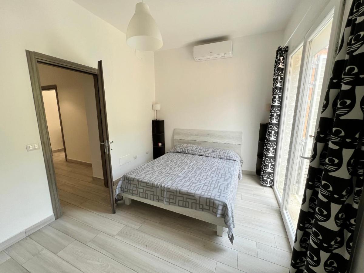 I Lecci Villa Livorno Exterior photo